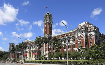 信實公司於110年1月1日起承接總統府110年府區路面及部分公共區域環境清潔維護採購案