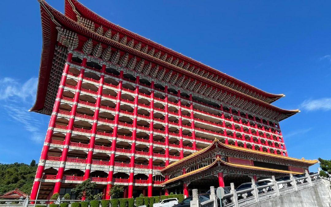 本公司於114年7月1日起承接財團法人台灣敦睦聯誼會所屬作業組織圓山大飯店114年度公共區域清潔維護